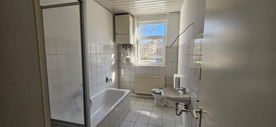 Erdgeschoßwohnung Tonna - 3 Zimmer, 72 m&sup2;, 465&euro; | Angebot:26427160