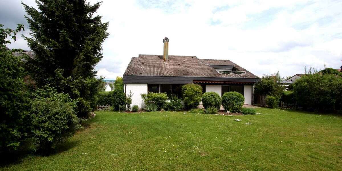 Einfamilienhaus Gärtringen - 7 Zimmer, 180 m&sup2;, 2.300&euro; | Angebot:26947681