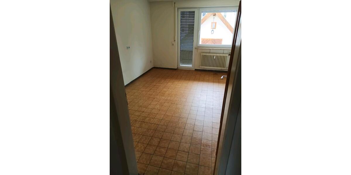 Etagenwohnung Ulm Obertalfingen - 3 Zimmer, 80 m&sup2;, 1.230&euro; | Angebot:25719356