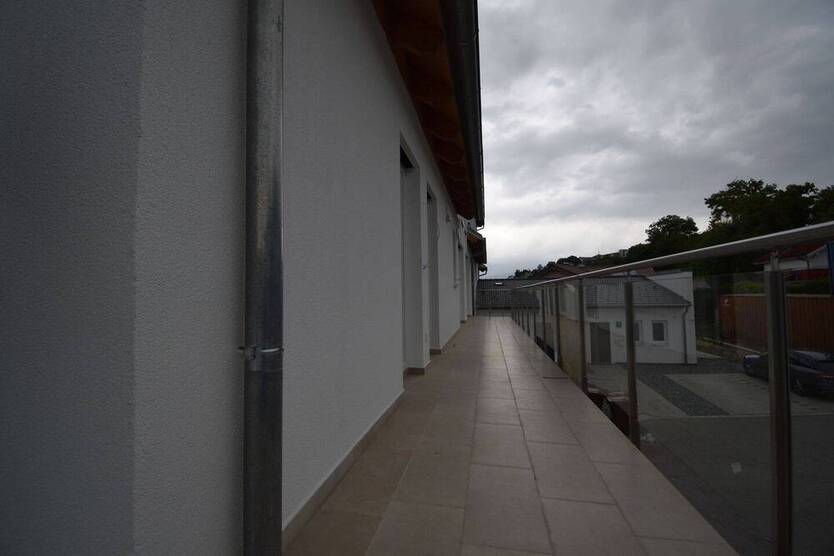 *** NEUBAU ERSTBEZUG *** charmante Wohnung sucht neuen Mieter !!! KFW 55 !!!