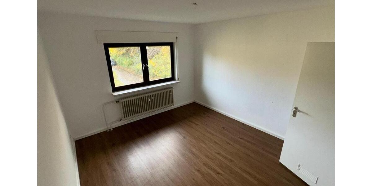 Helle 3-Zimmer-Wohnung in begehrter Lage von Saarbrücken – Bei der Goldenen Bremm 16 [HMR-O44E03] 3 zimmer