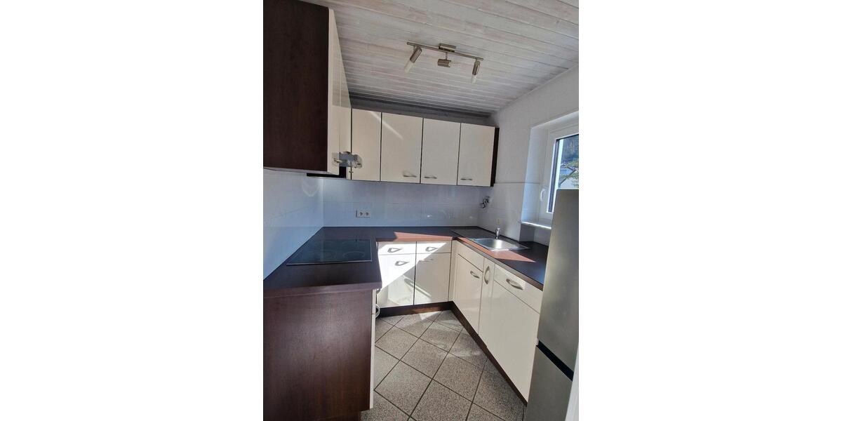 Dachgeschoßwohnung Bad Dürkheim - 2 Zimmer, 61 m&sup2;, 800&euro; | Angebot:25943977