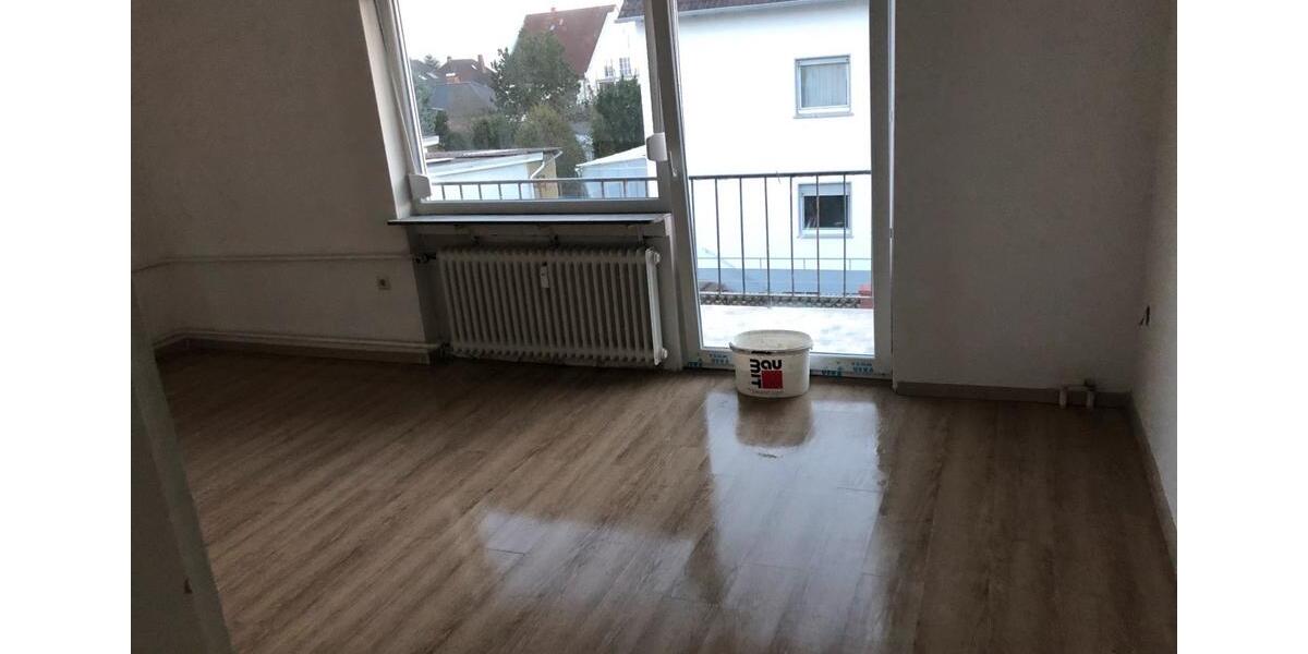 Etagenwohnung Hochheim am Main - 3 Zimmer, 83 m&sup2;, 950&euro; | Angebot:25906705