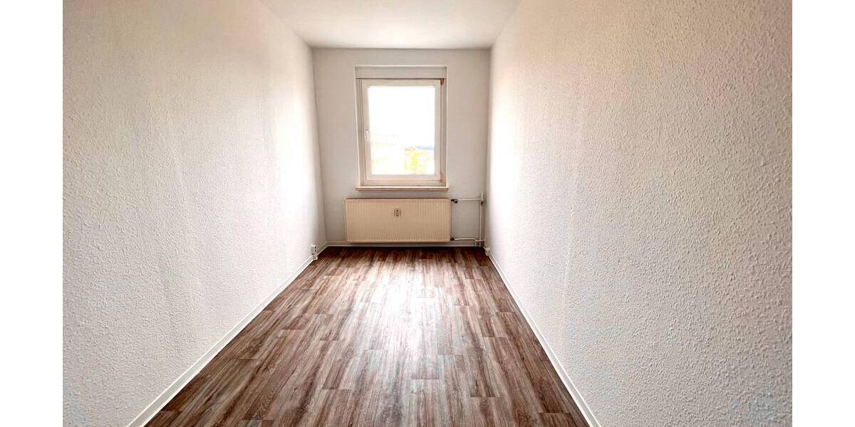 Etagenwohnung Tangerhütte - 3 Zimmer, 57 m&sup2;, 300&euro; | Angebot:25689337