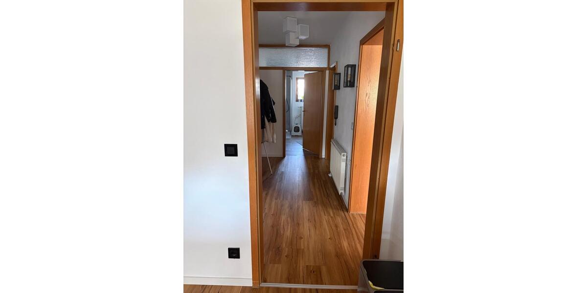 Etagenwohnung Gladenbach - 2 Zimmer, 80 m&sup2;, 650&euro; | Angebot:26293228