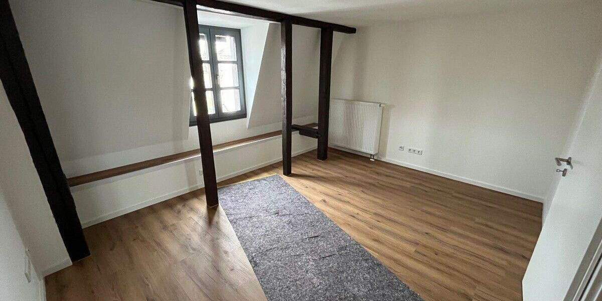 Etagenwohnung Regensburg / Reinhausen Reinhausen - 5 Zimmer, 16 m&sup2;, 520&euro; | Angebot:25686019