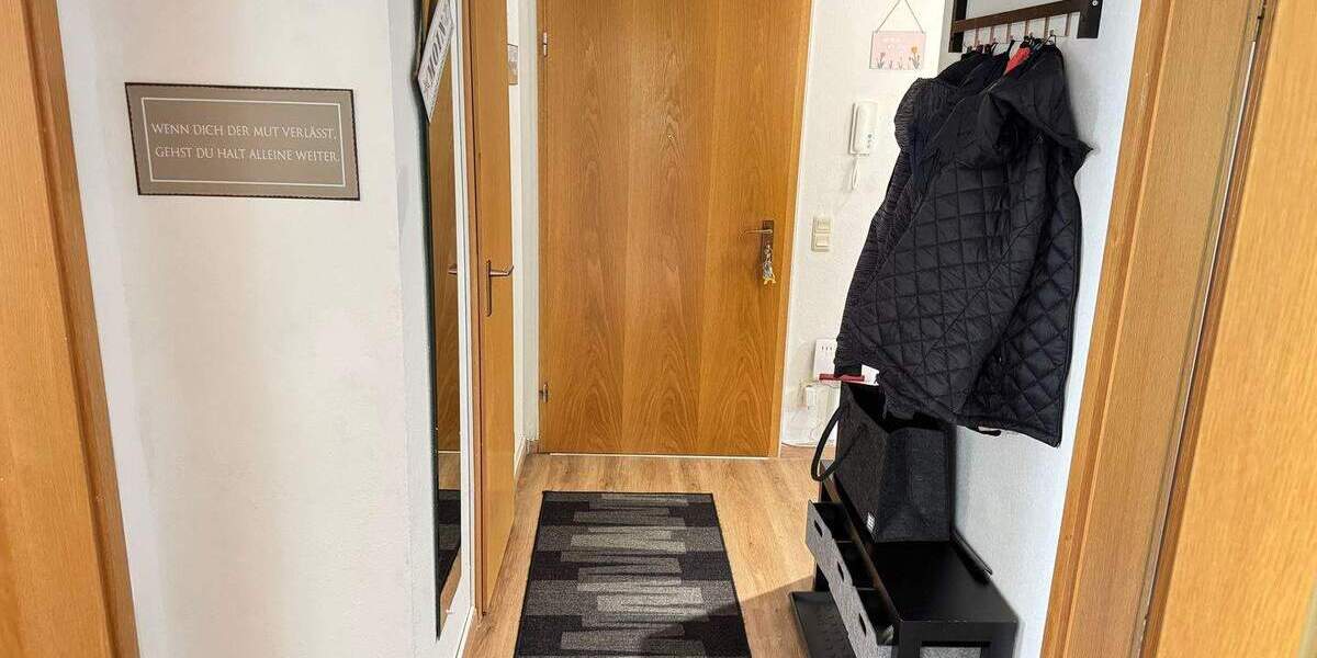 Etagenwohnung Kaufungen Niederkaufungen - 3 Zimmer, 89 m&sup2;, 890&euro; | Angebot:26657247