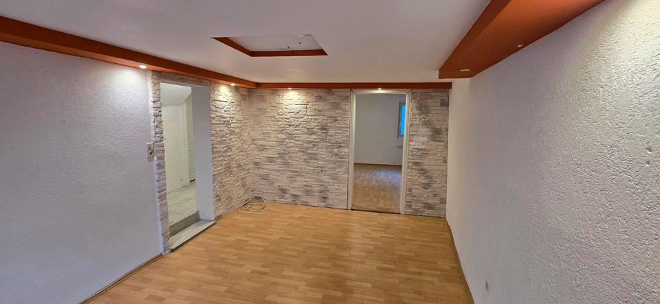 Etagenwohnung Schorndorf - 4 Zimmer, 75 m&sup2;, 900&euro; | Angebot:24364579
