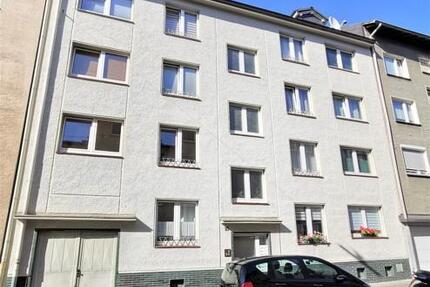 Frisch renovierte 3-Zi.-Whg. mit neuem Oberboden zimmer