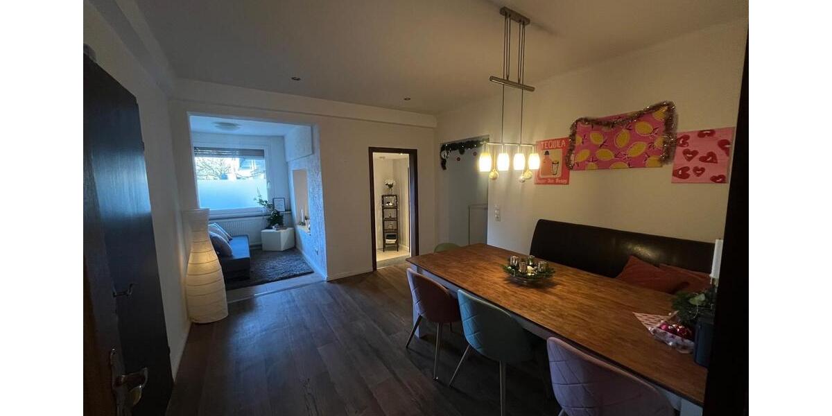 2 Zimmer in gemütlicher 4er WG 1 zimmer