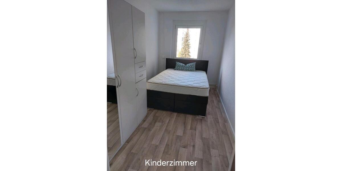 Etagenwohnung Neubrandenburg Datzeberg - 3 Zimmer, 60 m&sup2;, 480&euro; | Angebot:26112440