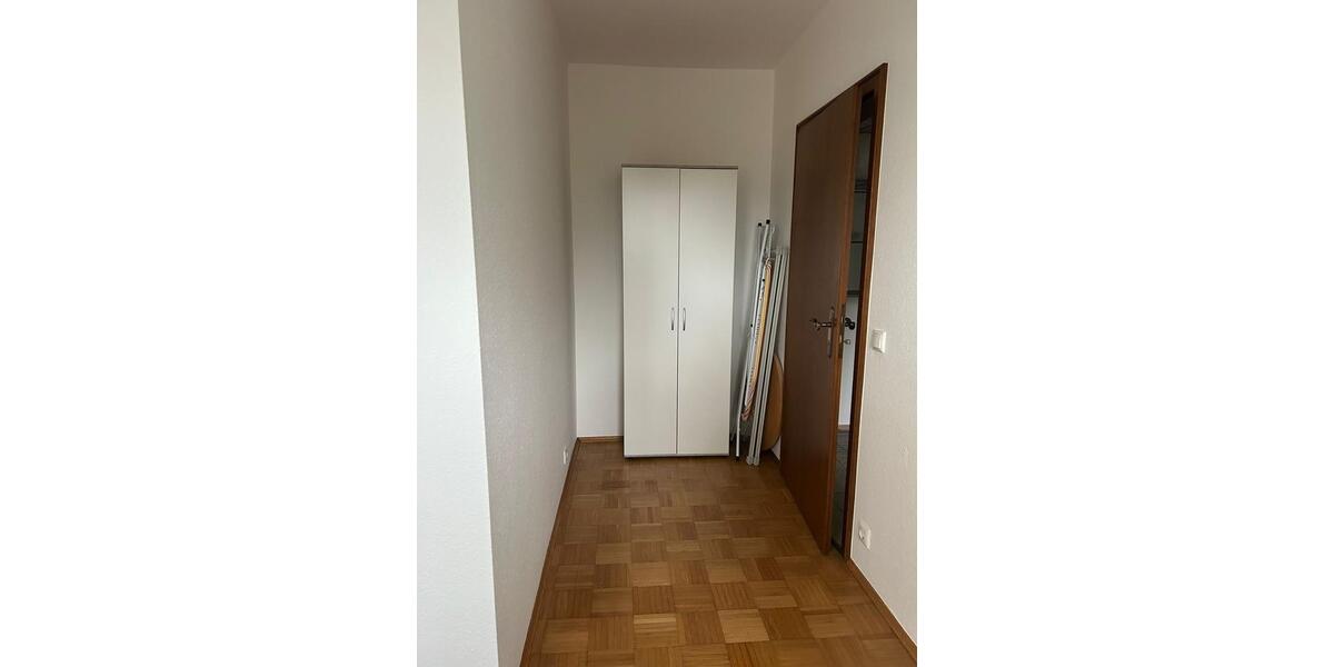 Erdgeschoßwohnung Viersen Hülsdonk - 2 Zimmer, 80 m&sup2;, 1.200&euro; | Angebot:26612539