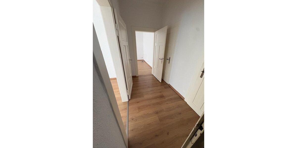 Etagenwohnung Lommatzsch - 4 Zimmer, 90 m&sup2;, 570&euro; | Angebot:26071958