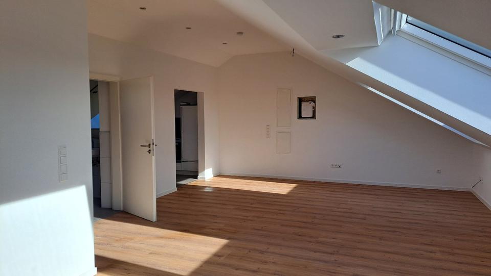 Loft - Studio - Atelier Vaihingen an der Enz - 2 Zimmer, 81 m&sup2;, 1.200&euro; | Angebot:26022433