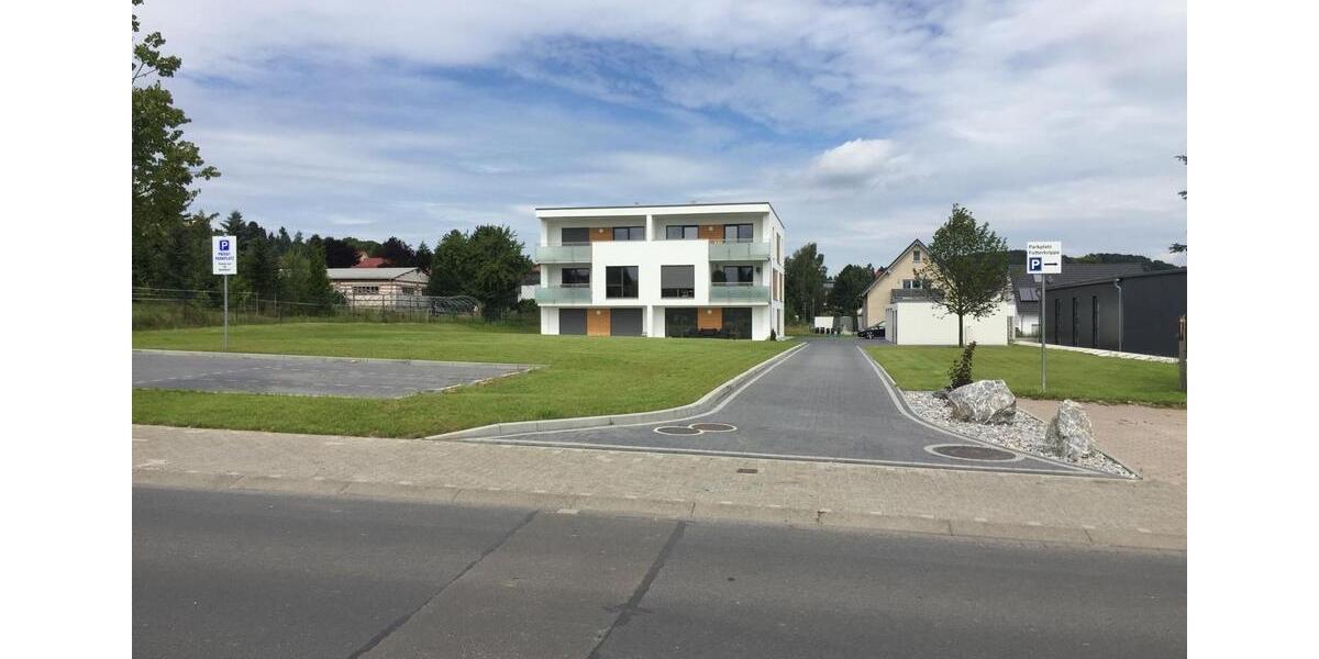 Dachgeschoss-Wohnung zum 01.03.26 3 zimmer