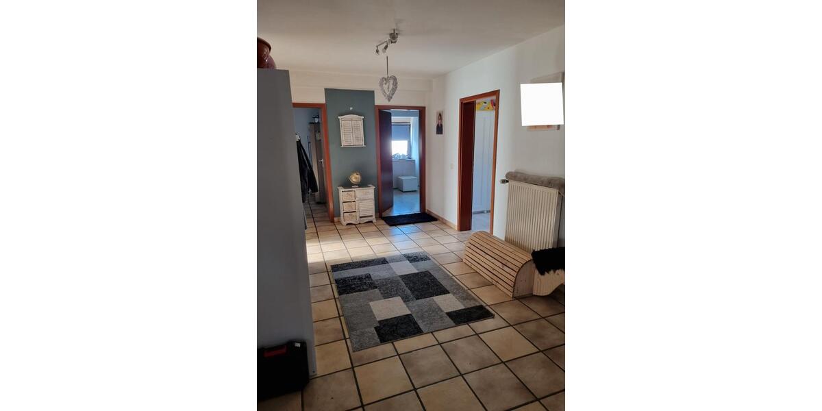 Etagenwohnung Dillingen (Saar) - 4 Zimmer, 120 m&sup2;, 710&euro; | Angebot:25977448