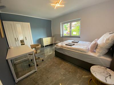 FAMILIENTAUGLICH ALS ERSTBEZUG 4 zimmer