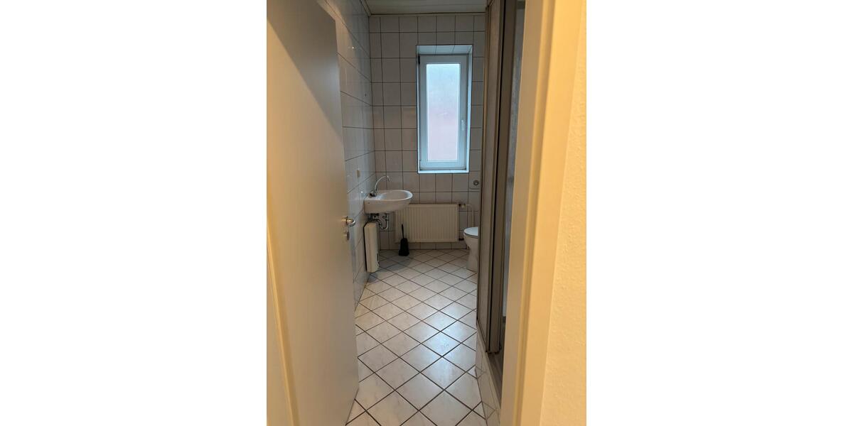 Erdgeschoßwohnung Köln Mülheim - 2 Zimmer, 68 m&sup2;, 1.100&euro; | Angebot:25237082