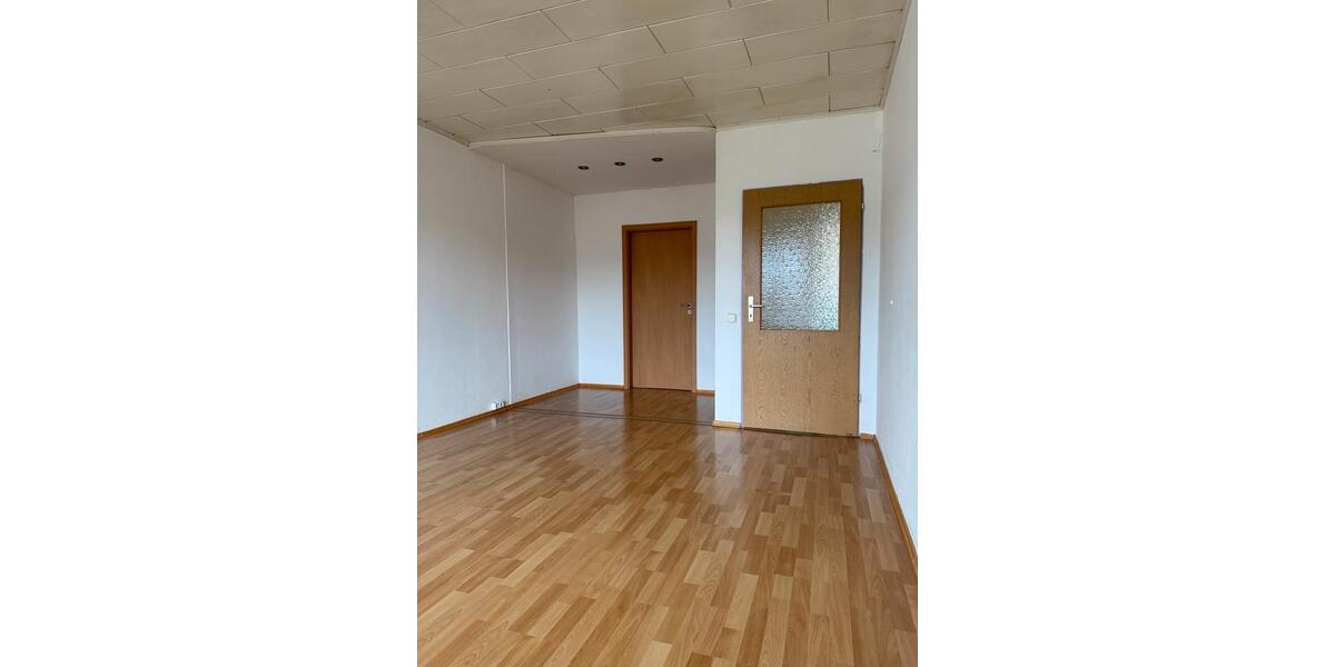 Schöne, helle 3-Zimmer-Wohnung in attraktiver Lage von Rudolstad 3 zimmer