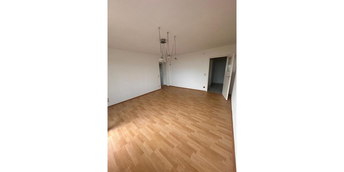 Etagenwohnung Schweinfurt Bellevue - 3 Zimmer, 80 m&sup2;, 880&euro; | Angebot:24374976