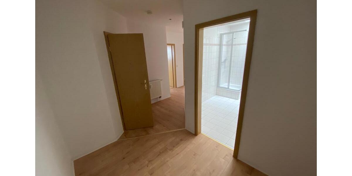 Dachgeschoßwohnung Greiz - 3 Zimmer, 107 m&sup2;, 535&euro; | Angebot:20445192