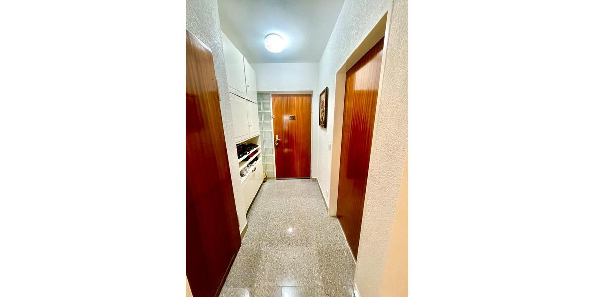 Etagenwohnung Sindelfingen Sindelfingen (Stadt) - 3 Zimmer, 98 m&sup2;, 1.300&euro; | Angebot:26415224