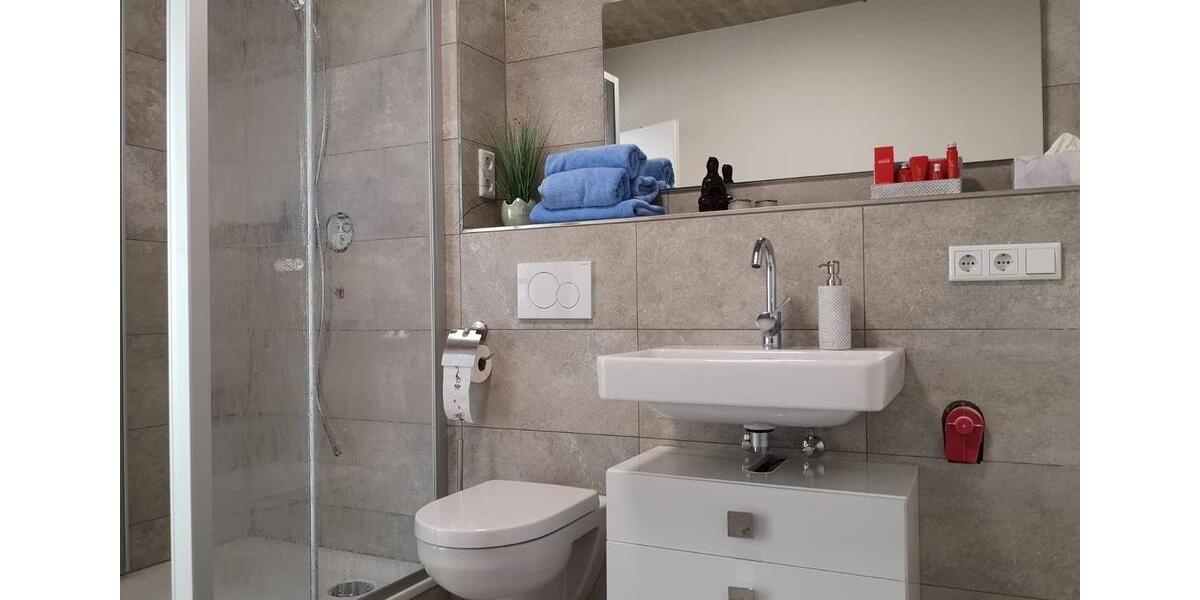 Etagenwohnung Neubiberg - 2 Zimmer, 45 m&sup2;, 1.800&euro; | Angebot:25636528