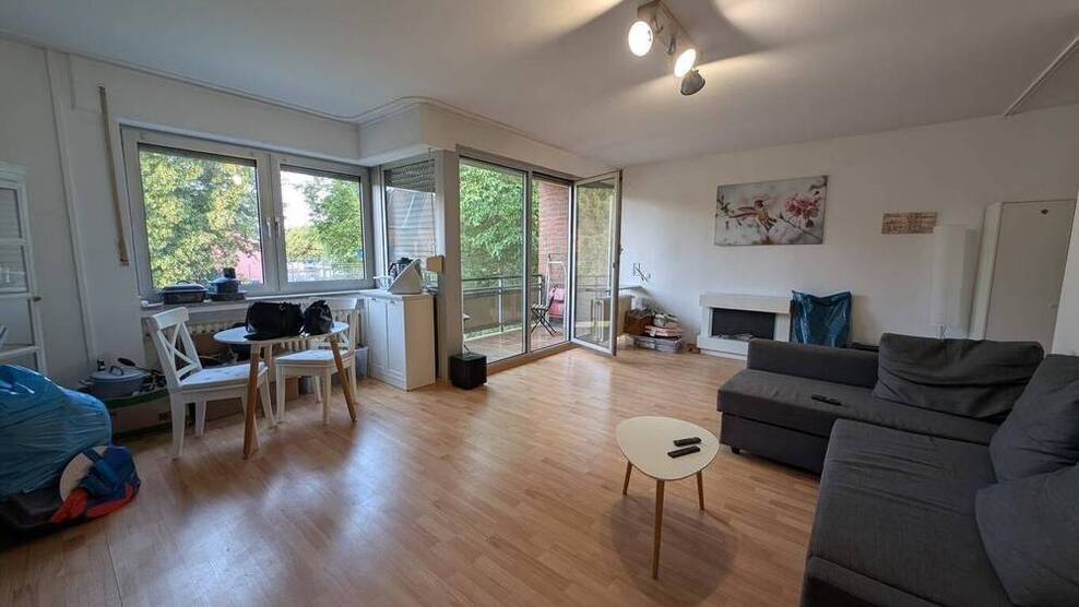 Bornheim-Hersel - Helles Apartment im Ortskern - Uni in ca. 10 Min mit der Bahn