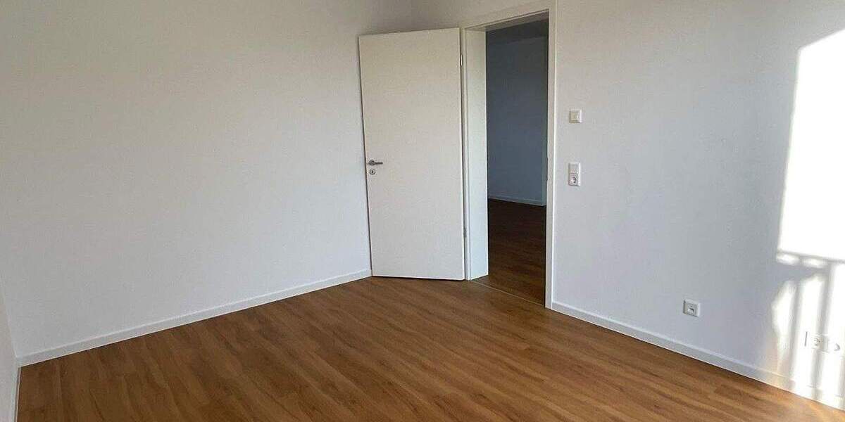 Zimmer Nürnberg St Peter - 3 Zimmer, 81 m&sup2;, 1.420&euro; | Angebot:26205419