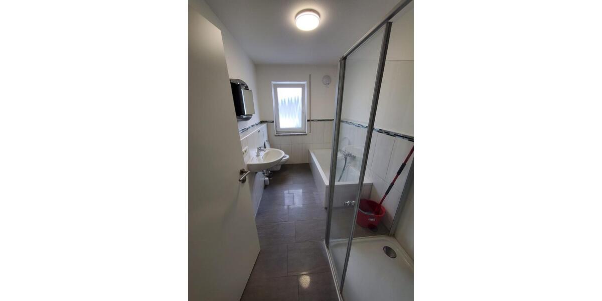 Dachgeschoßwohnung Maxhütte-Haidhof Haidhof - 3 Zimmer, 80 m&sup2;, 880&euro; | Angebot:26164338