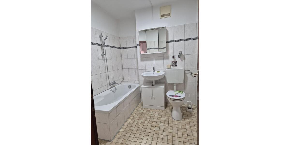 Erdgeschoßwohnung Stadthagen - 3 Zimmer, 75 m&sup2;, 750&euro; | Angebot:24804094