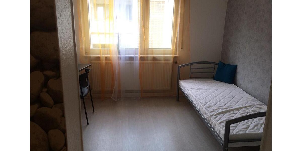 Wohnen auf Zeit Karlsruhe Knielingen - 4 Zimmer, 25 m&sup2;, 499&euro; | Angebot:25863892