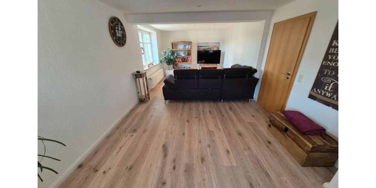 Maisonettenwohnung Hessisch Oldendorf - 5 Zimmer, 150 m&sup2;, 900&euro; | Angebot:25903351