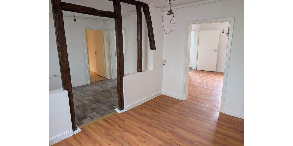 Etagenwohnung Wiehl Bielstein - 2 Zimmer, 85 m&sup2;, 850&euro; | Angebot:25266830