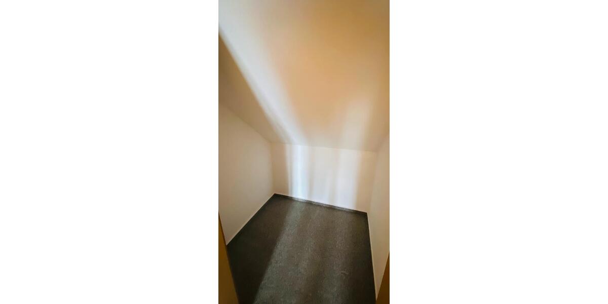 Dachgeschoßwohnung Pfullendorf - 2 Zimmer, 55 m&sup2;, 750&euro; | Angebot:25990811