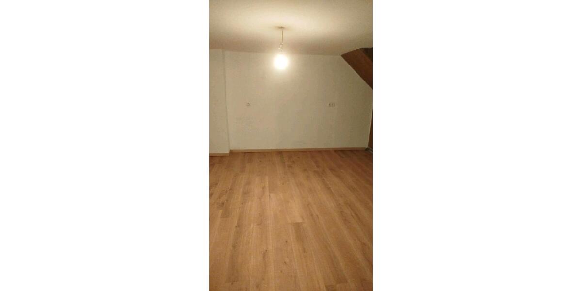 Maisonettenwohnung Briedel - 4 Zimmer, 110 m&sup2;, 700&euro; | Angebot:25307357