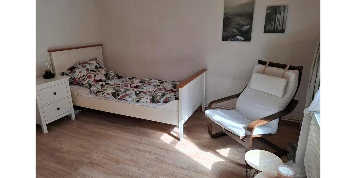 Wohnen auf Zeit Königslutter am Elm - 1 Zimmer, 12 m&sup2;, 350&euro; | Angebot:26594954