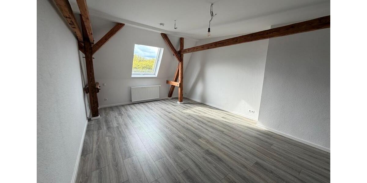 Dachgeschoßwohnung Kiel Gaarden-Ost - 1 Zimmer, 45 m&sup2;, 520&euro; | Angebot:26234803