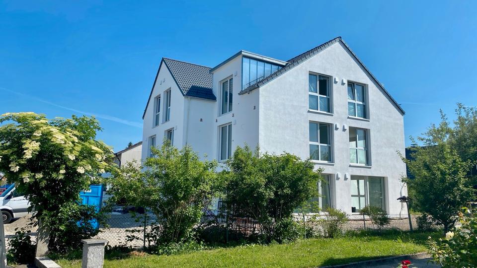 Etagenwohnung Radolfzell am Bodensee - 3.5 Zimmer, 87 m&sup2;, 1.200&euro; | Angebot:26557874