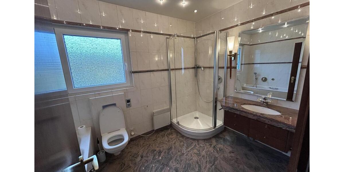 Einfamilienhaus Bielefeld Stieghorst - 4 Zimmer, 136 m&sup2;, 1.904&euro; | Angebot:26024188