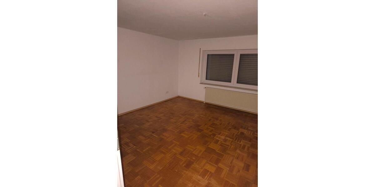 Erdgeschoßwohnung Pfullendorf - 3 Zimmer, 80 m&sup2;, 1.000&euro; | Angebot:24868647