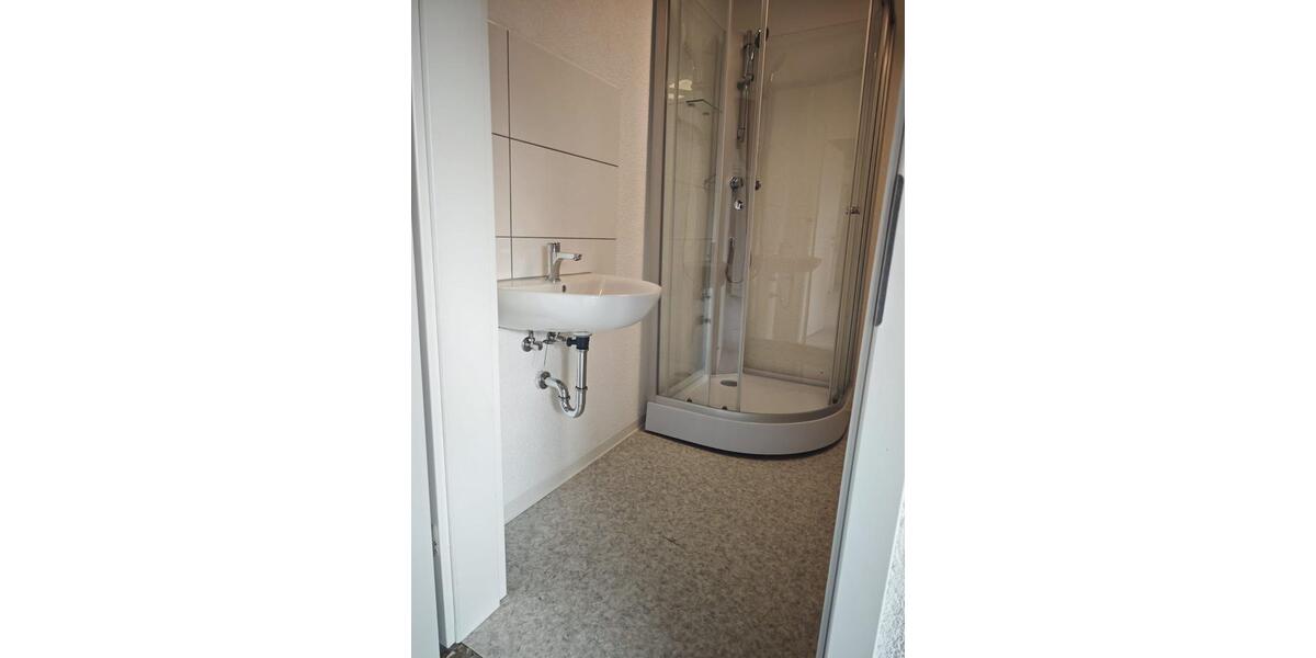 Etagenwohnung Bad Kreuznach - 5 Zimmer, 220 m&sup2;, 400&euro; | Angebot:26476586