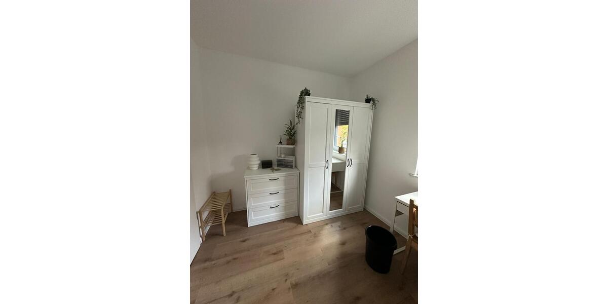 Etagenwohnung Oldenburg Eversten - 1 Zimmer, 23 m&sup2;, 375&euro; | Angebot:24742278