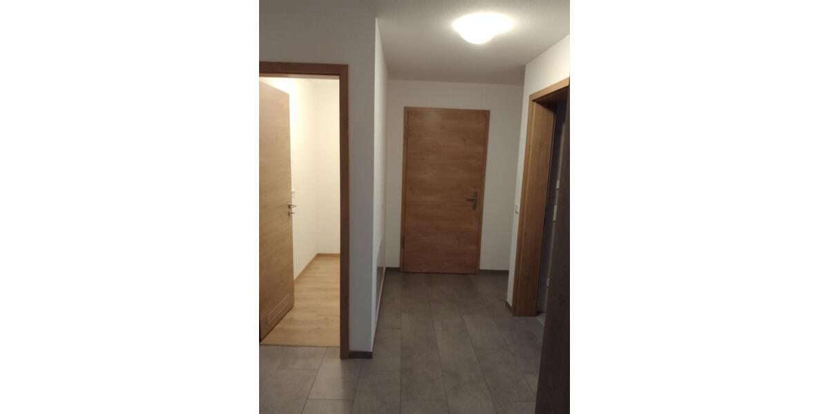 Etagenwohnung Hohenwart - 3 Zimmer, 80 m&sup2;, 900&euro; | Angebot:24731968
