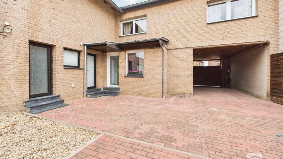 Etagenwohnung Übach-Palenberg Palenberg - 3 Zimmer, 135 m&sup2;, 1.100&euro; | Angebot:25640104