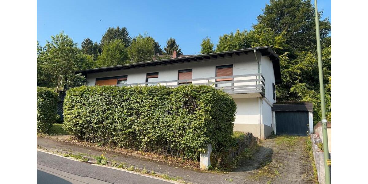 Einfamilienhaus Schleiden - 6 Zimmer, 220 m&sup2;, 2.500&euro; | Angebot:24706458