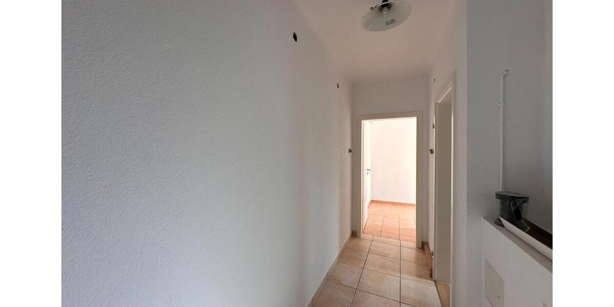 Etagenwohnung Dillingen (Saar) - 5 Zimmer, 90 m&sup2;, 750&euro; | Angebot:26247474