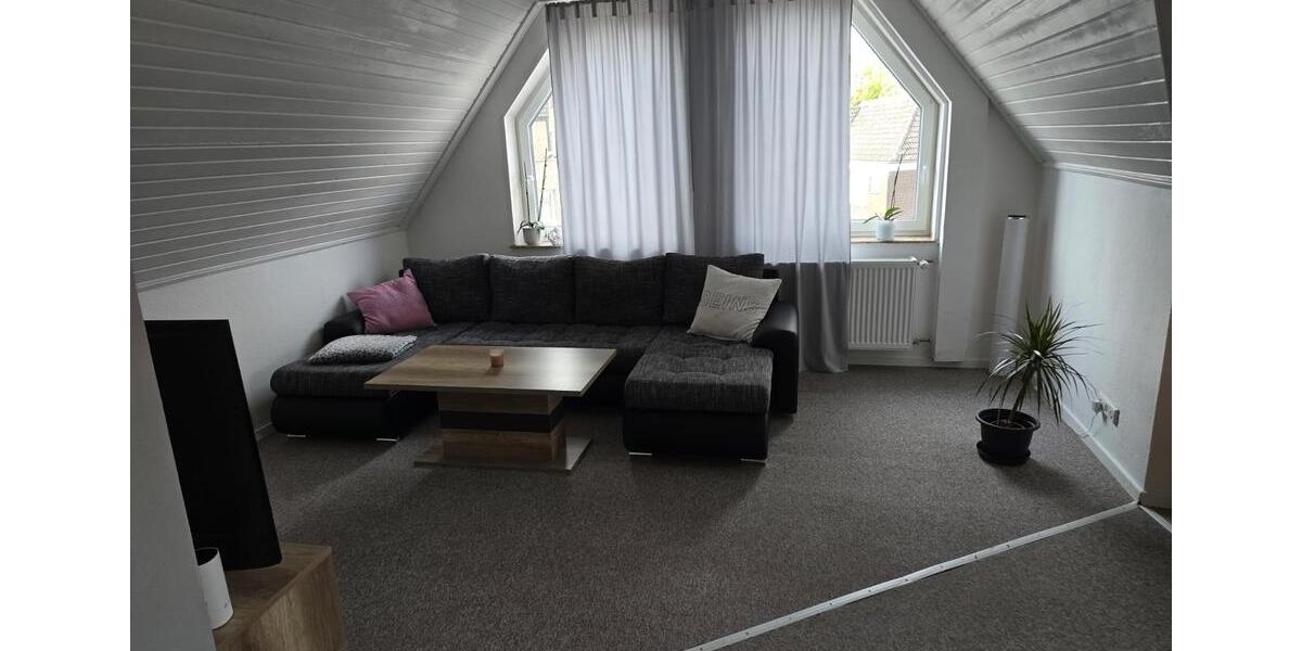 Dachgeschoßwohnung Salzbergen - 3 Zimmer, 82 m&sup2;, 650&euro; | Angebot:26692406