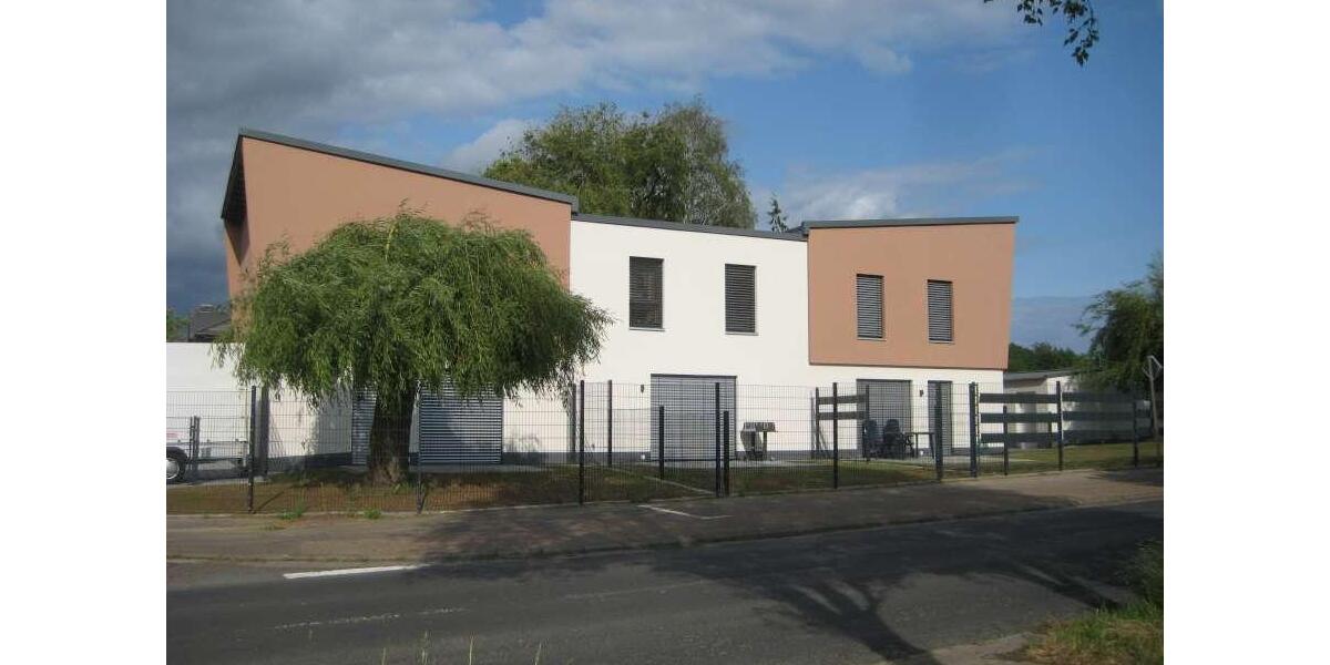 Reihenhaus Dornburg - 5 Zimmer, 100 m&sup2;, 1.150&euro; | Angebot:26048021