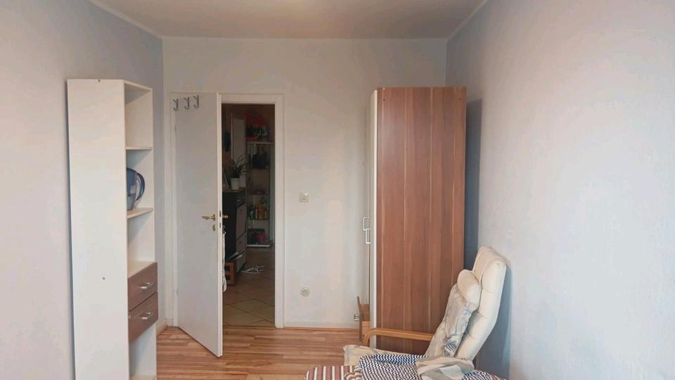 Wohnen auf Zeit Hannover Ricklingen - 1 Zimmer, 12 m&sup2;, 20&euro; | Angebot:25368551